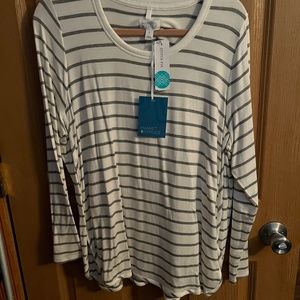 Zansia Curved Hemi French Terry Knit Top